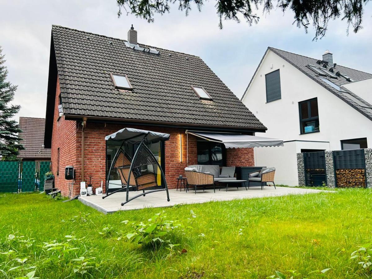 Messe Hv-1 Apartment